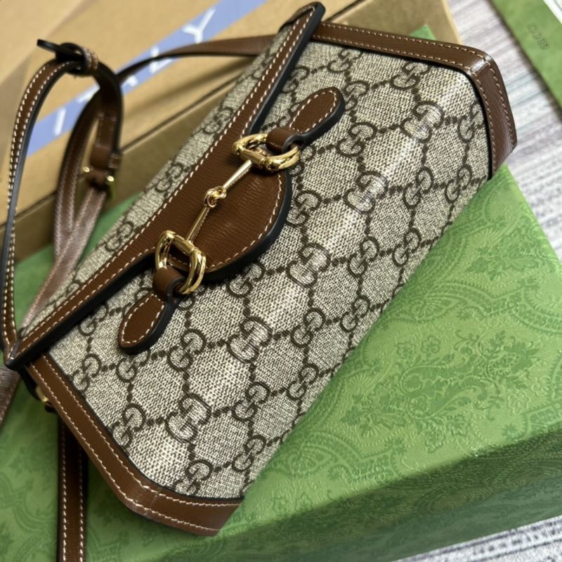 Gvc*1 horsebit bags